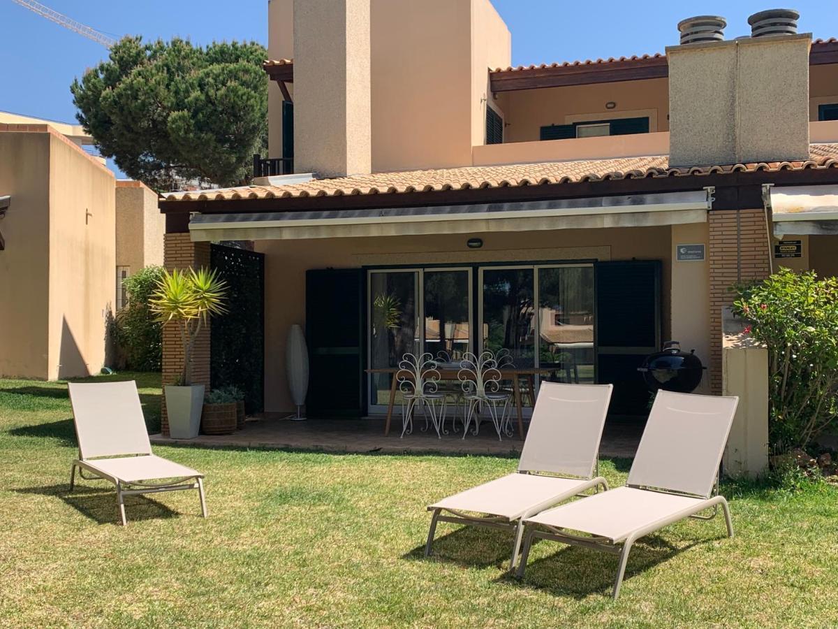 Casa De Ferias Com Piscina - Condominio Vilamouratenis Екстер'єр фото