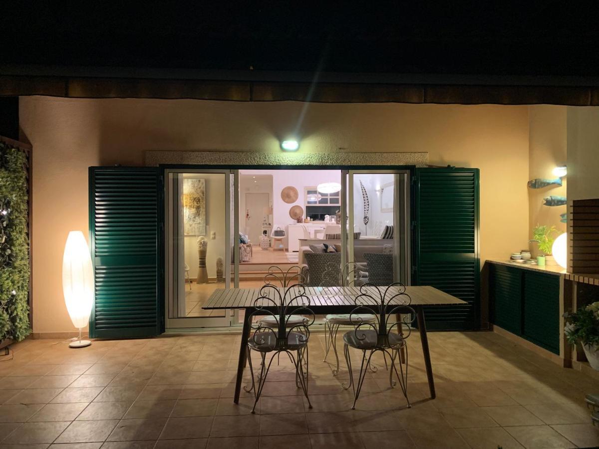 Casa De Ferias Com Piscina - Condominio Vilamouratenis Екстер'єр фото